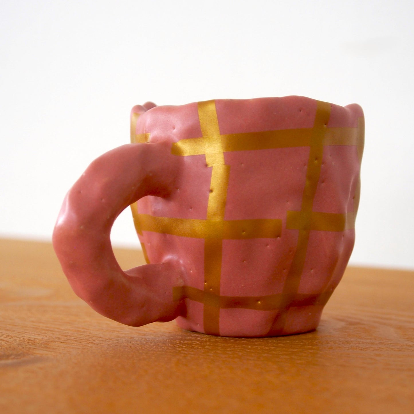 SHOKKI Mug cup ( pink/gold )