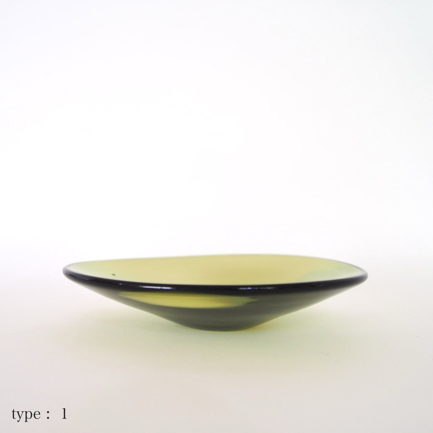STUDIO PREPA | Recycled Glassware | Plate _S (olive)