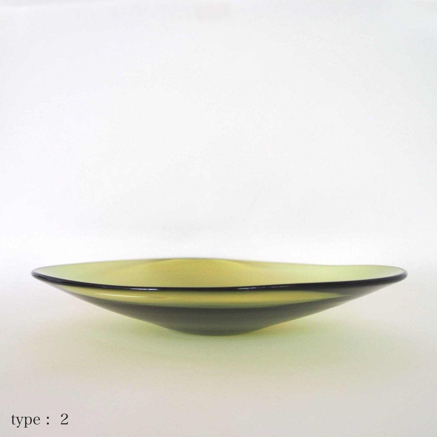 STUDIO PREPA | Recycled Glassware | Plate_M (olive)