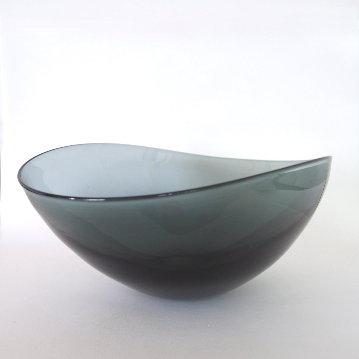 STUDIO PREPA | Recycled Glassware | Oval bowl_L