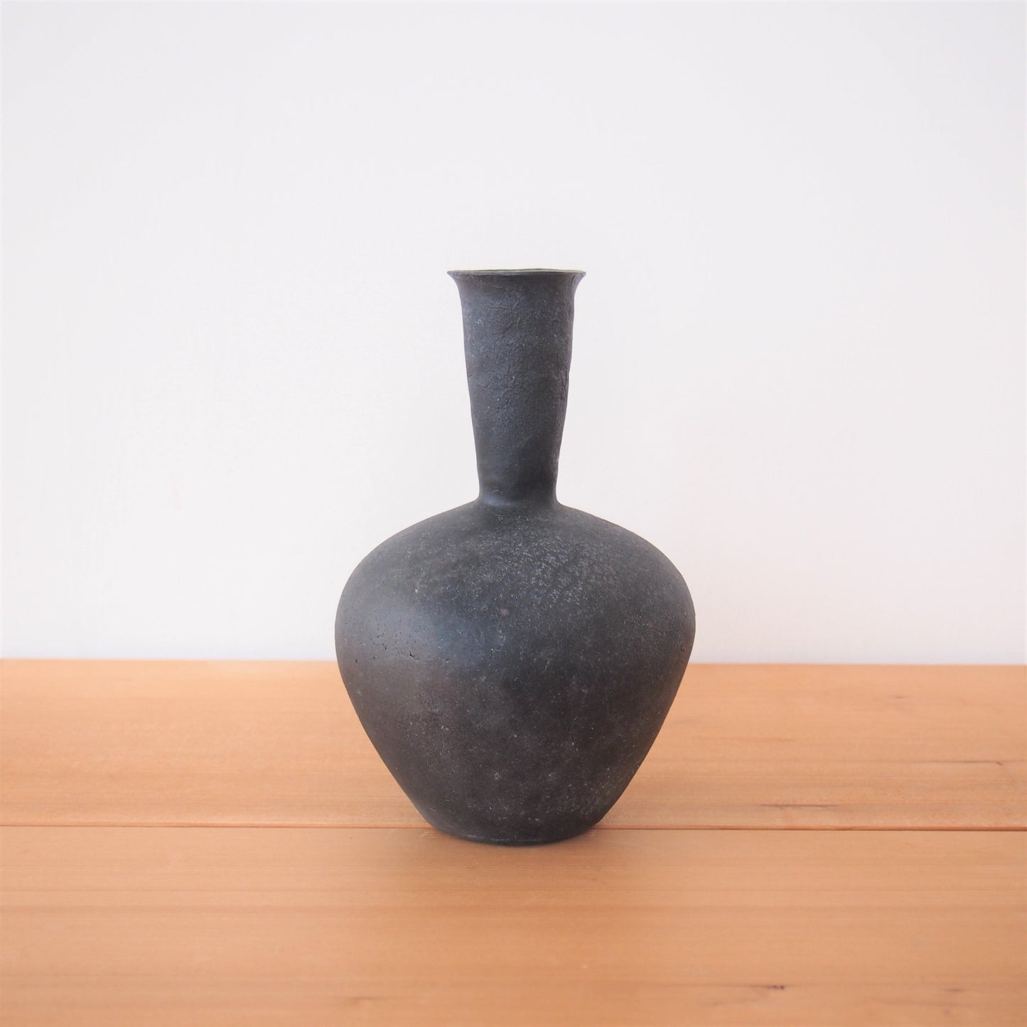 Yoshimitsu Ishihara　Vase