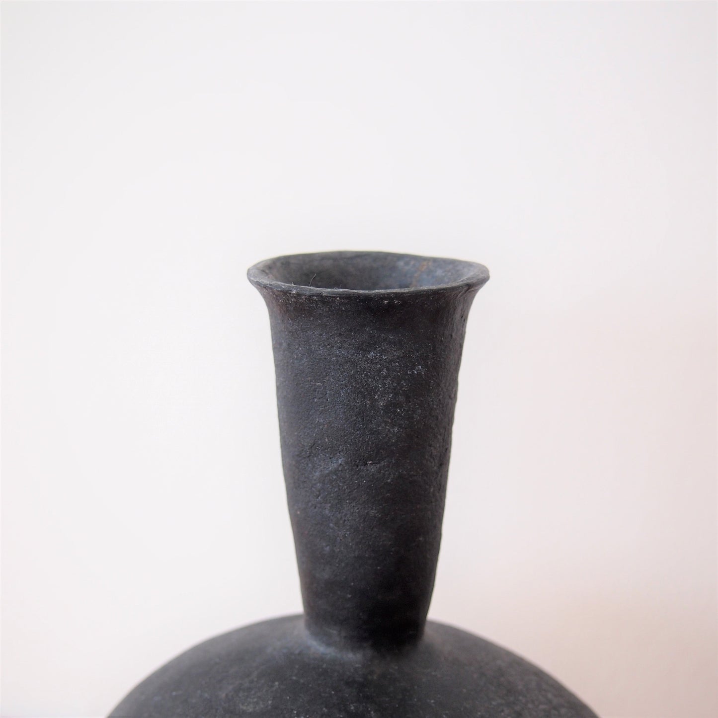 Yoshimitsu Ishihara　Vase